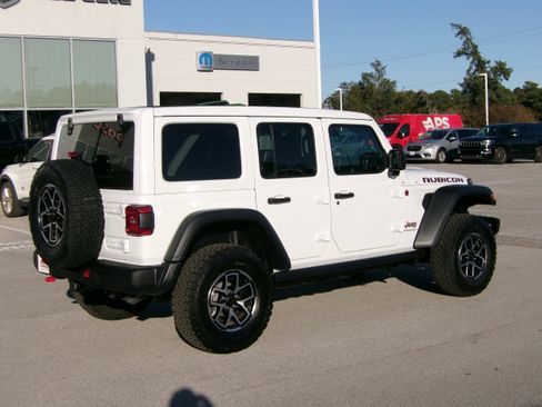 New 2026 Jeep Wrangler Unlimited Rubicon image 4