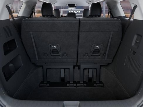 New 2026 Kia Carnival FWD image 19