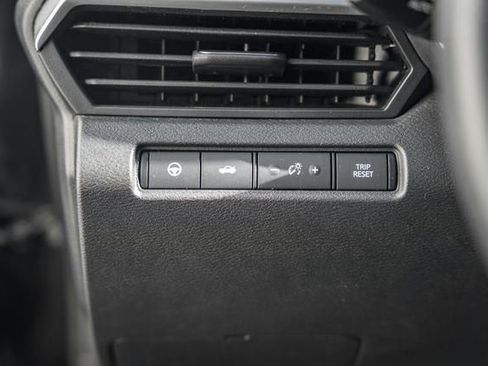 Used 2023 Nissan Altima 2.5 SV w/ SV Premium Package image 37