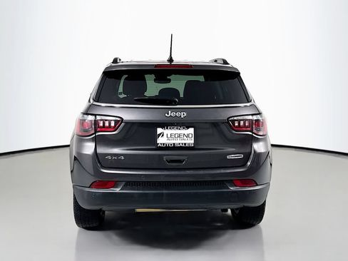 Used 2022 Jeep Compass Latitude w/ Convenience Group AWD/4WD image 5