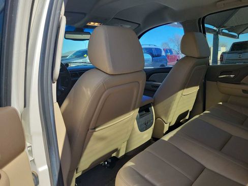 Used 2009 Chevrolet Silverado 1500 LTZ w/ White Diamond Edition image 12