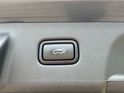 Used 2025 Hyundai Palisade SEL FWD image 7