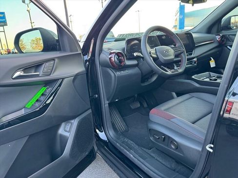 New 2026 Chevrolet Equinox RS w/ Convenience Package III image 13