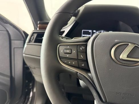 Used 2025 Lexus ES 350 w/ Premium Package FWD image 27