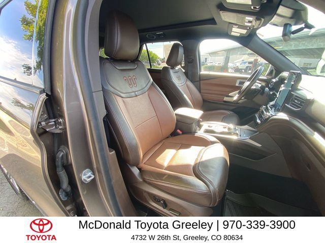 Used 2021 Ford Explorer King Ranch w/ Premium Technology Package AWD/4WD image 26