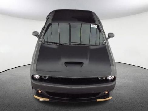 Used 2023 Dodge Challenger R/T w/ T/A Package image 2