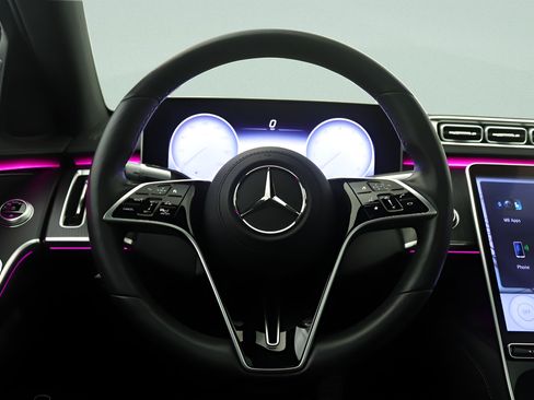 Used 2023 Mercedes-Benz S 500 4MATIC image 8