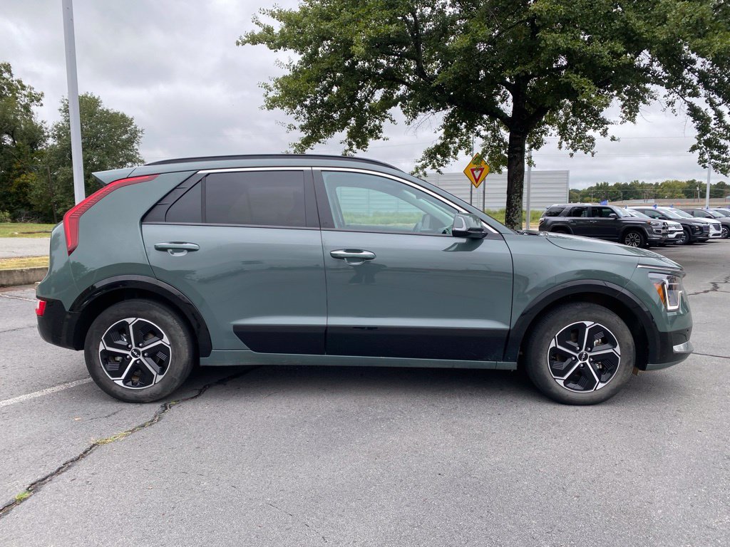 Used 2026 Kia Niro FWD image 5