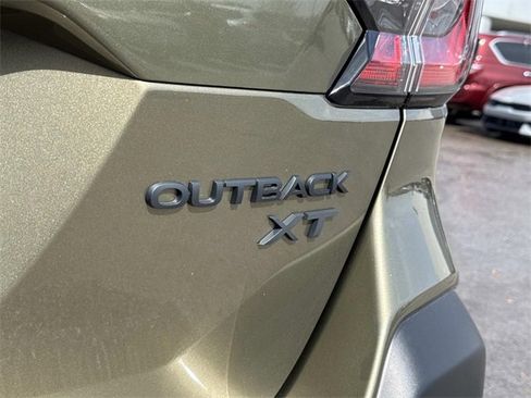 Used 2025 Subaru Outback Onyx Edition XT image 5