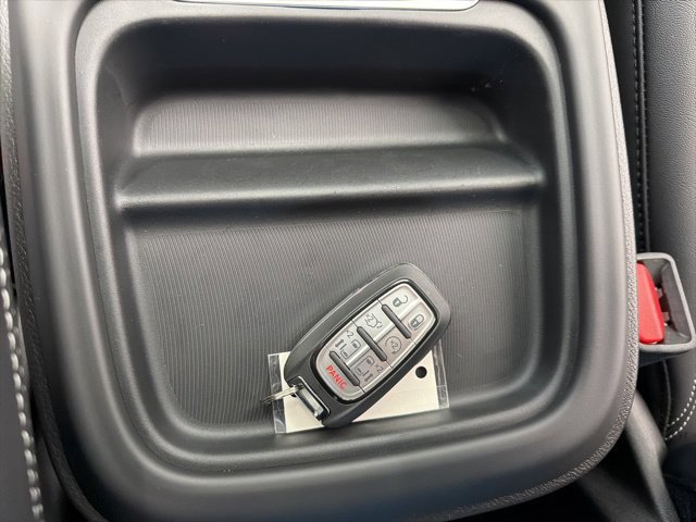 New 2027 Chrysler Pacifica Select FWD image 29