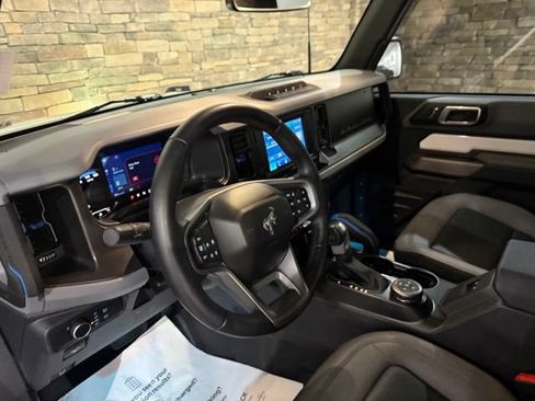 Used 2023 Ford Bronco Black Diamond w/ Sasquatch Package AWD/4WD image 20