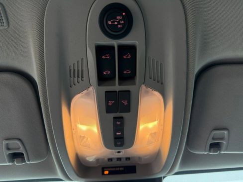 Used 2017 GMC Terrain SLT w/ Open Road Package image 23