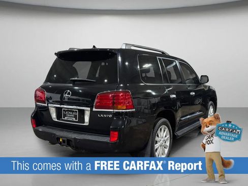Used 2011 Lexus LX 570 4WD image 3