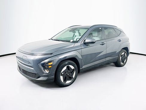 Used 2024 Hyundai Kona SEL FWD image 3