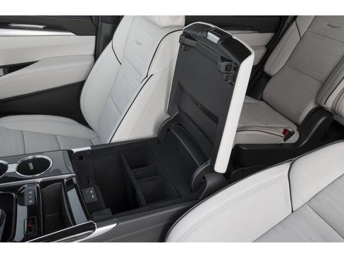 New 2026 Cadillac Escalade Platinum Sport w/ LPO, ONYX Package image 37