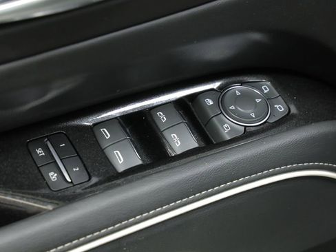 Used 2023 Cadillac Escalade Sport AWD/4WD image 31