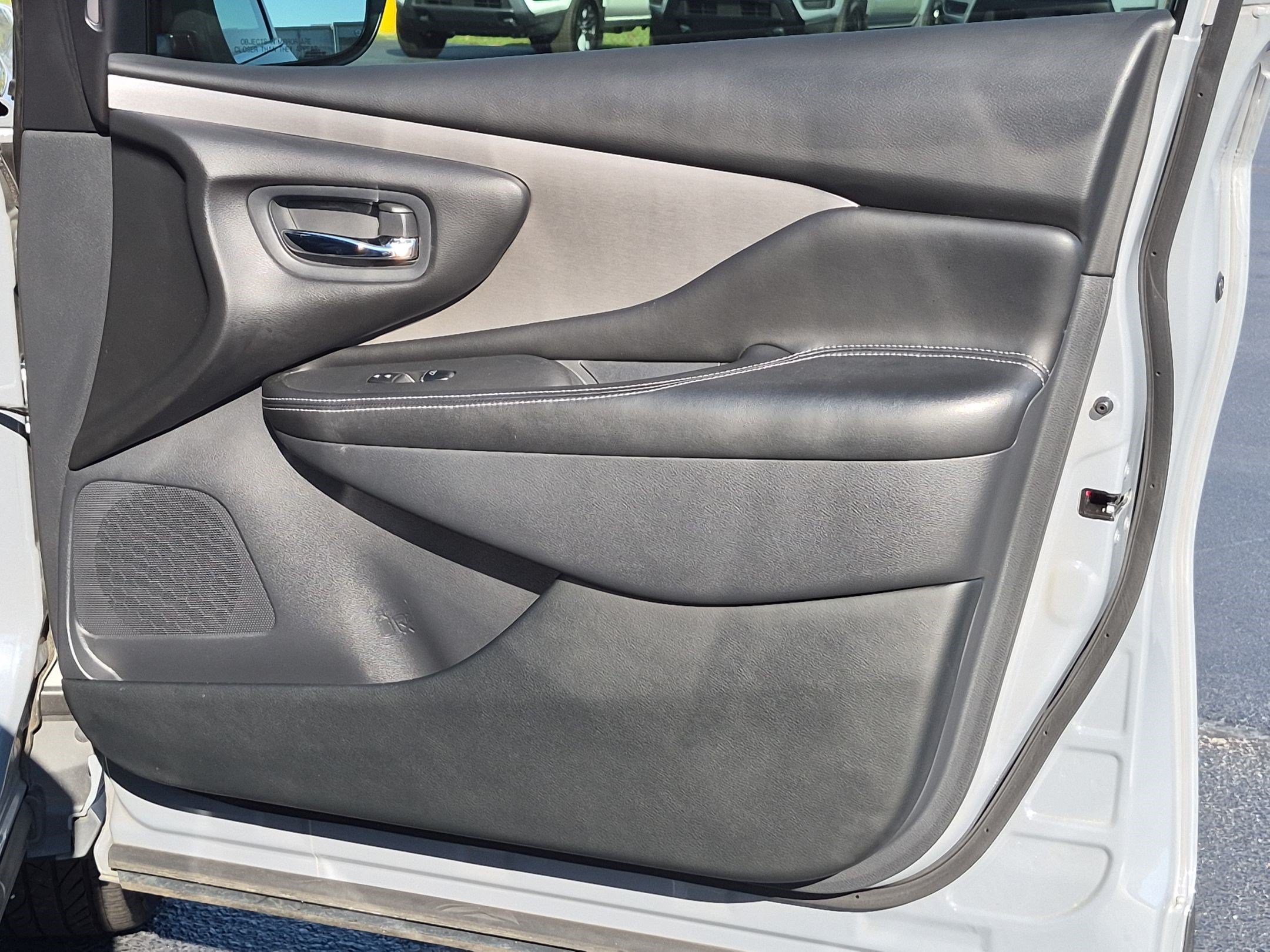 Used 2024 Nissan Murano SL FWD image 34