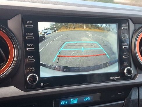 Used 2022 Toyota Tacoma TRD Sport image 18