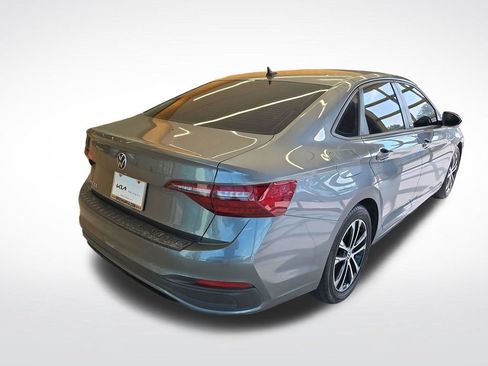 Used 2023 Volkswagen Jetta Sport FWD image 7