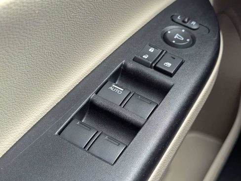 Used 2016 Honda Accord LX image 22