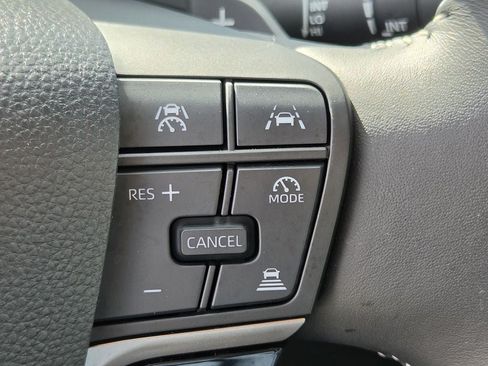 Used 2025 Toyota Camry SE FWD image 22