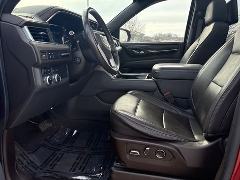 Used 2021 GMC Yukon XL Denali image 12