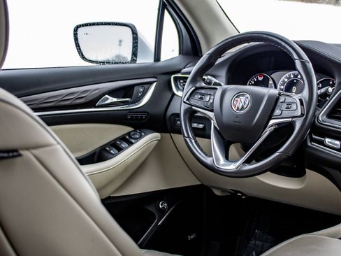 Used 2023 Buick Enclave Avenir w/ Avenir Technology Package image 39