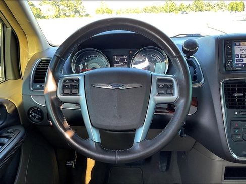 Used 2012 Chrysler Town & Country Touring w/ Entertainment Group #1 image 5