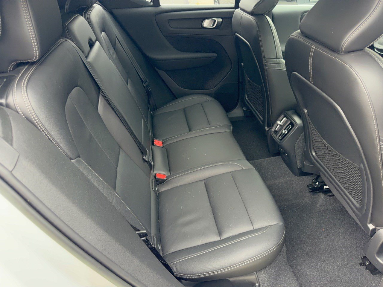 Used 2023 Volvo XC40 B5 Ultimate w/ Protection Package Premier AWD/4WD image 29