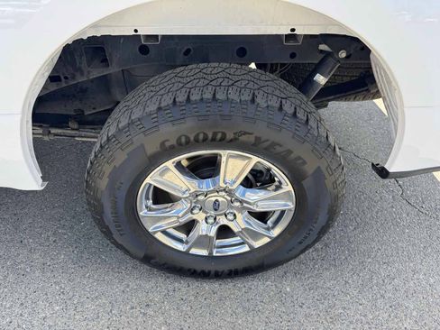 Used 2017 Ford F150 XLT AWD/4WD image 38
