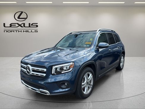 Used 2022 Mercedes-Benz GLB 250 4MATIC image 1