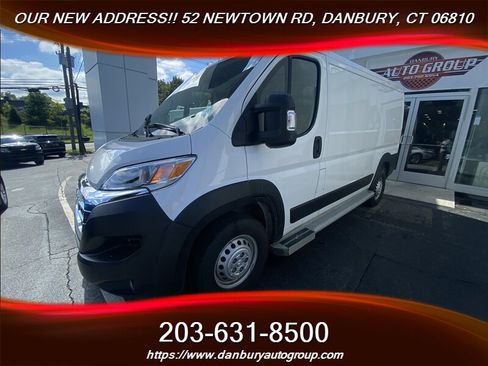 Used 2025 RAM ProMaster 2500 w/ U-Haul Equipment Group FWD image 1