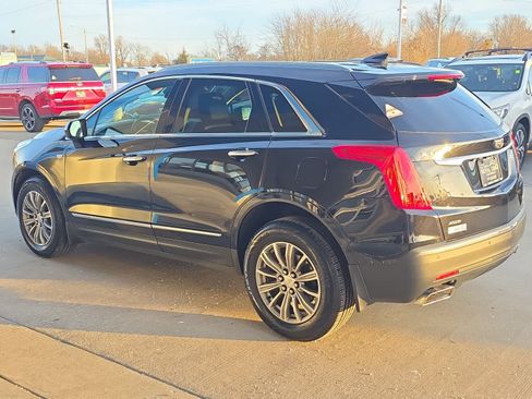 Used 2018 Cadillac XT5 Luxury w/ Driver Awareness Package image 6