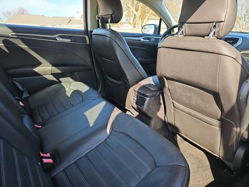 Used 2013 Ford Fusion SE image 15