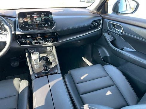 Used 2023 Nissan Rogue SL w/ SL Premium Package AWD/4WD image 11
