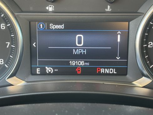 Used 2023 Chevrolet Equinox RS w/ LPO, Floor Liner Package FWD image 13
