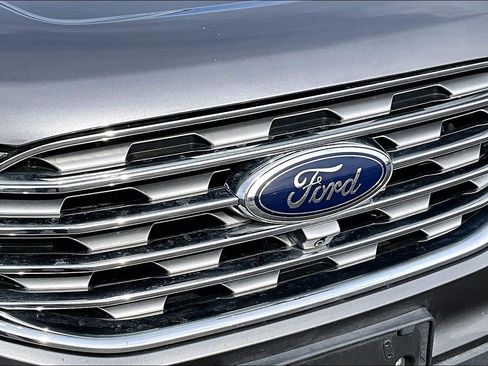 Used 2022 Ford Edge Titanium w/ Equipment Group 301A AWD/4WD image 26