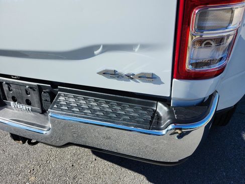 Used 2024 RAM 3500 Tradesman w/ Chrome Appearance Group image 4