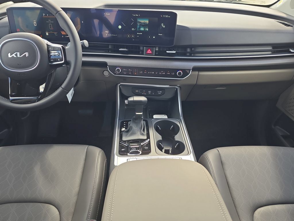 New 2026 Kia Carnival EX FWD image 15