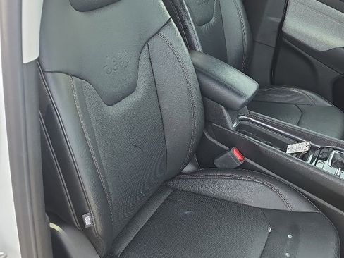 Used 2022 Jeep Compass Latitude AWD/4WD image 25