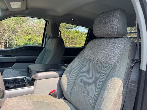 Used 2023 Ford F250 XLT w/ XLT Premium Package AWD/4WD image 11