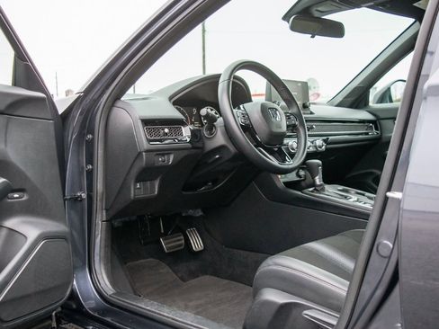 Used 2025 Honda Civic Sport image 25