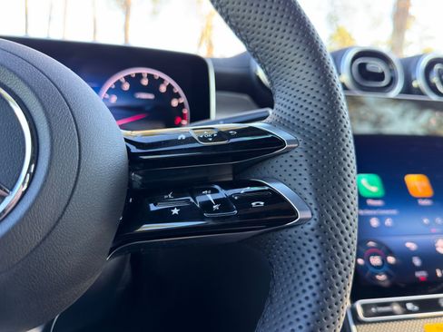 New 2026 Mercedes-Benz GLC 300 image 23