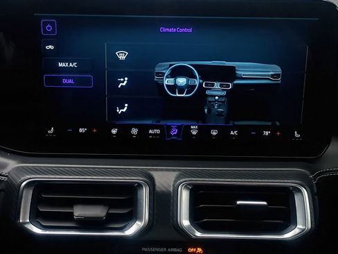 Used 2024 Ford Mustang Premium image 4