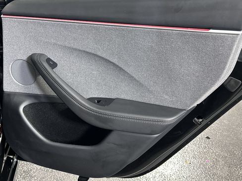 Used 2025 Tesla Model 3 Long Range RWD image 30