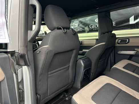 Used 2022 Ford Bronco Wildtrak image 13