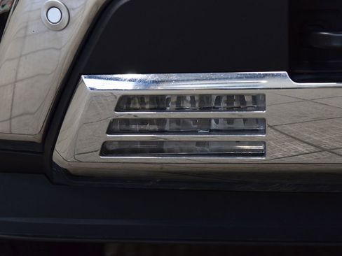 Used 2025 Chevrolet Silverado 1500 LTZ w/ LTZ Premium Package image 14