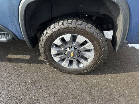 Used 2024 Chevrolet Silverado 2500 LT w/ All Star Edition image 3