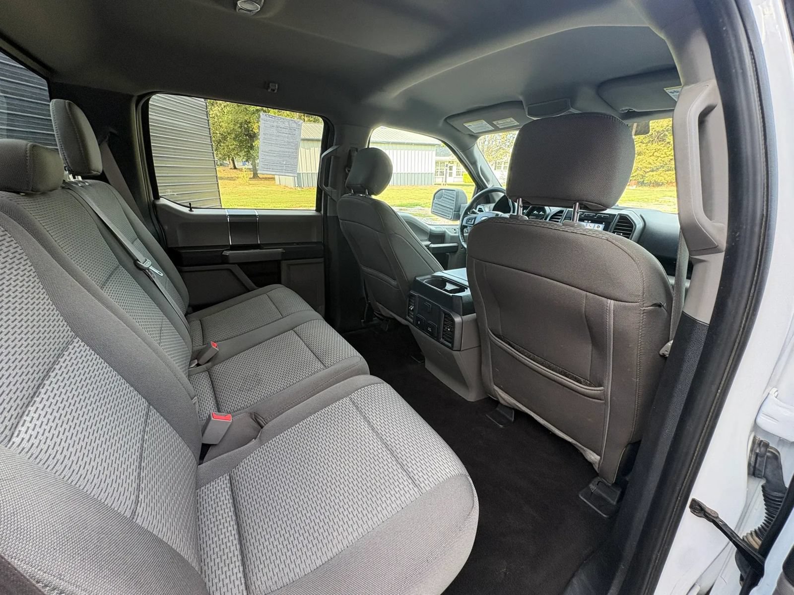 Used 2019 Ford F150 XLT w/ Equipment Group 302A Luxury AWD/4WD image 17