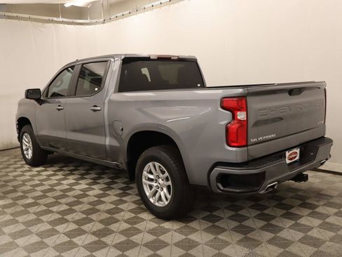 Used 2021 Chevrolet Silverado 1500 RST AWD/4WD image 3